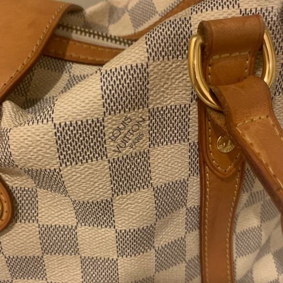 SOLD Louis Vuitton Checker Bag - Picture 10 of 10